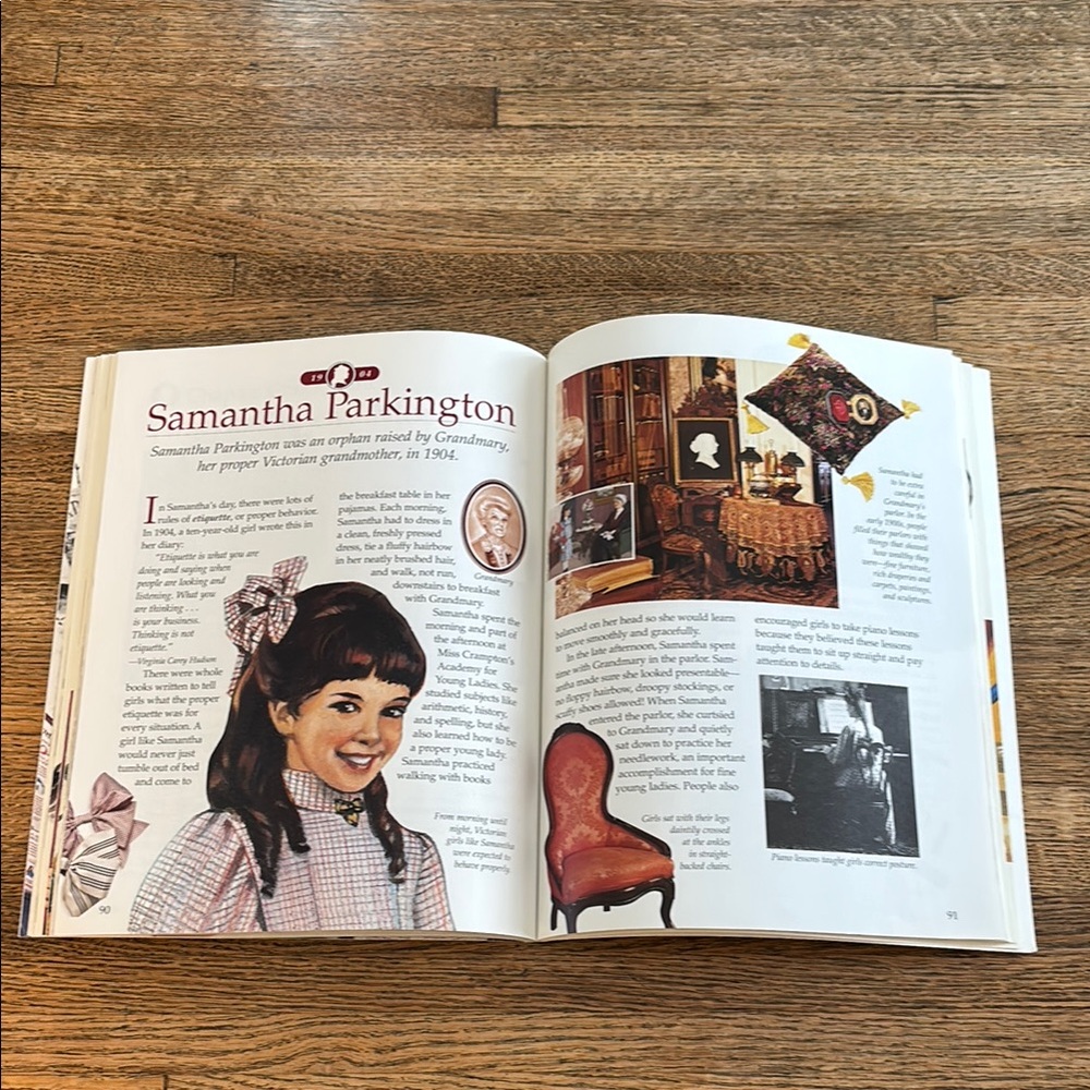 Vintage American Girl Catalogs, Handbook and Special Extra Collection - Picture 11 of 12